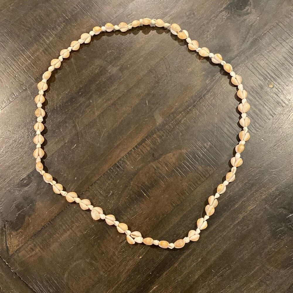 Vintage Hawaiian Cowrie Mix Sea Shell Necklace 18” Length Multicolor Beach Boho